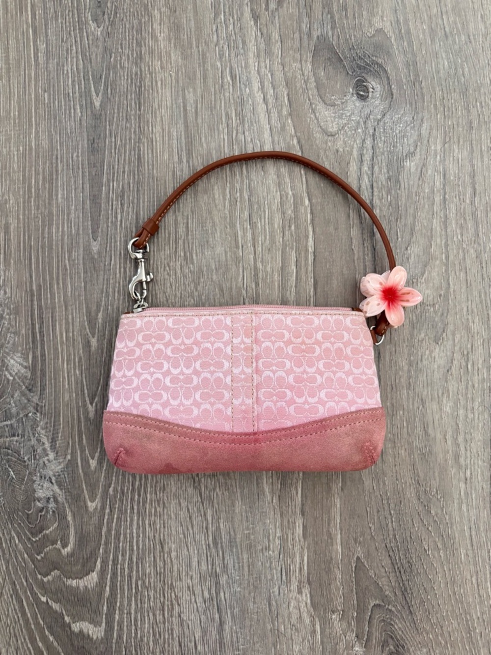 Vintage COACH Y2K Baby Pink Signature Canvas Suede Wristlet Wallet